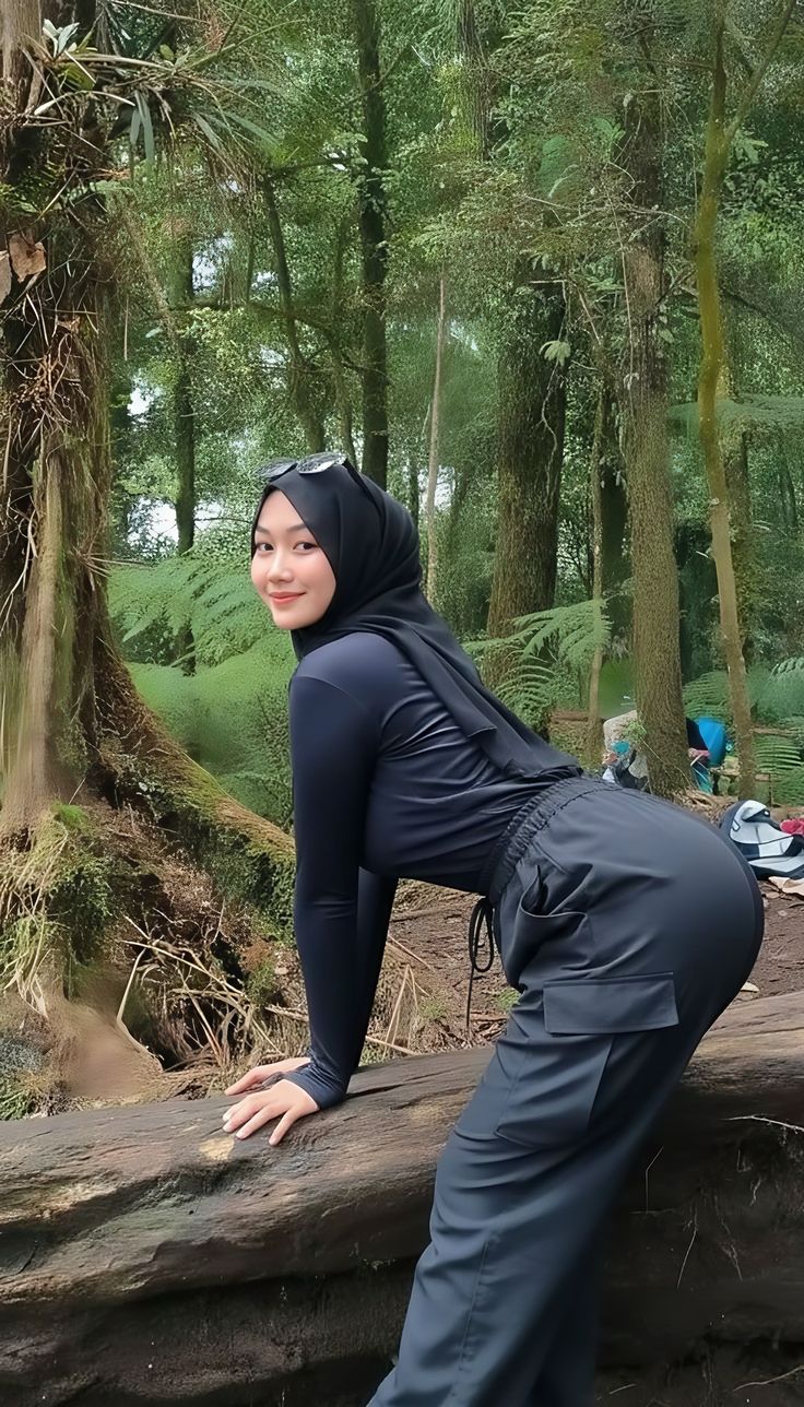 Viral Sawit CEWEK JILBAB HITAM VIRAL DI TIKTOK Wiwik Karena Kalah Tebakan of All Time Trending Global Official New